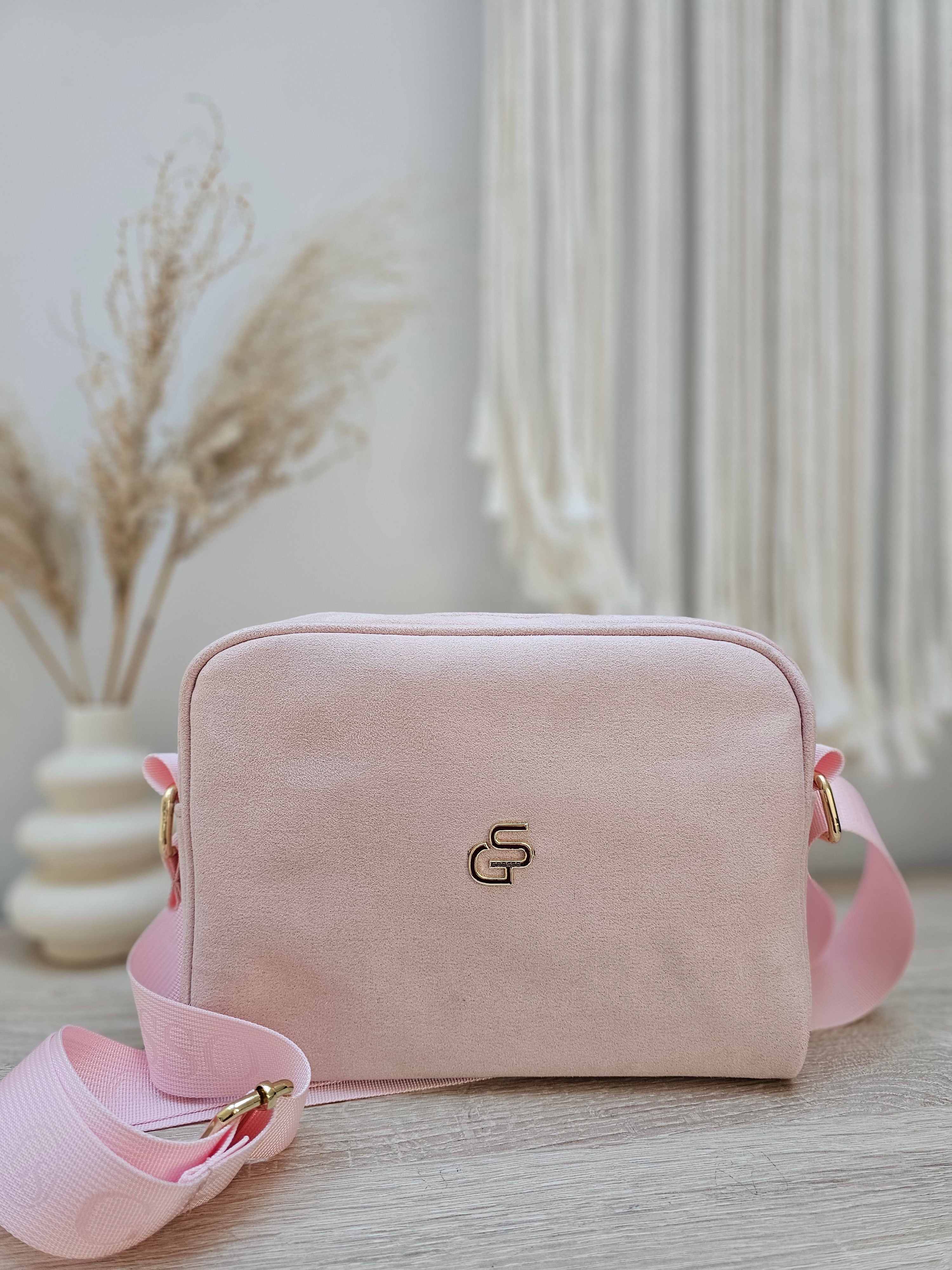 Różowa Torebka Crossbody ze Złotymi Detalami