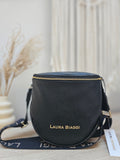 Czarna Torebka Crossbody ze Złotymi Detalami