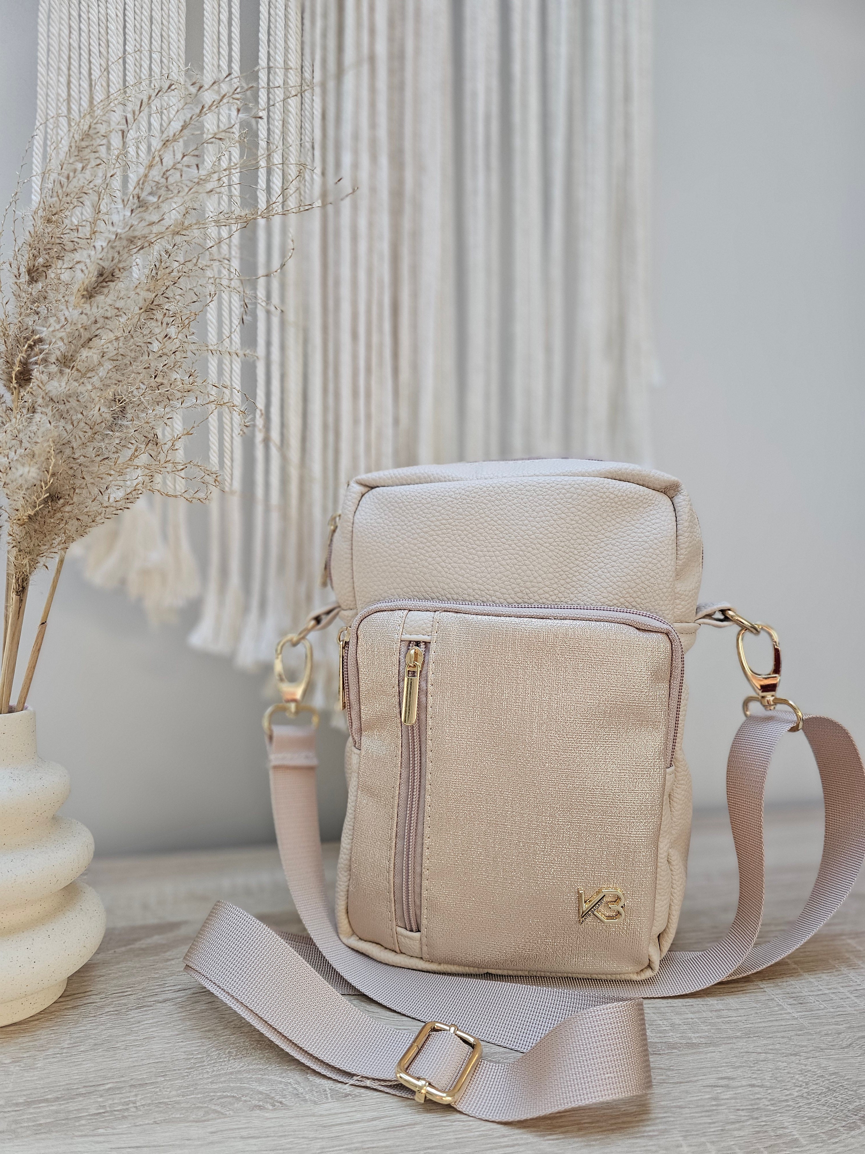 Beżowa torebka crossbody z paskiem