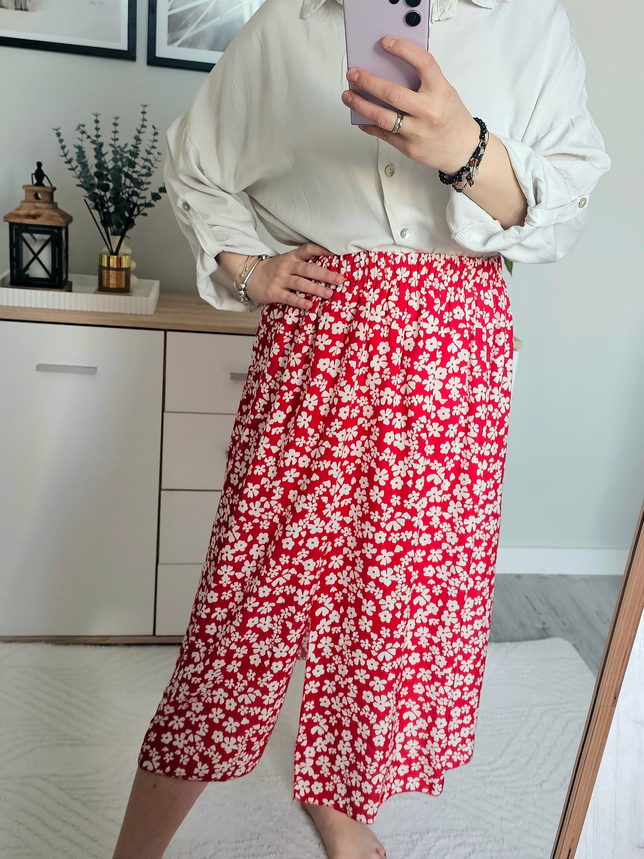 Wiskozowa Spódnica Daisy – czerwona w kwiaty